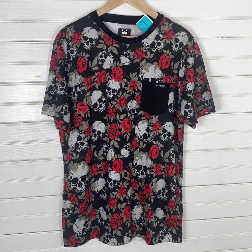WXYZ Roses and Skulls T-Shirt Size Large